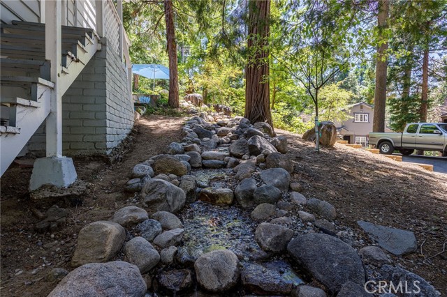 Detail Gallery Image 30 of 43 For 237 Corona Cir, Lake Arrowhead,  CA 92352 - 6 Beds | 3/1 Baths