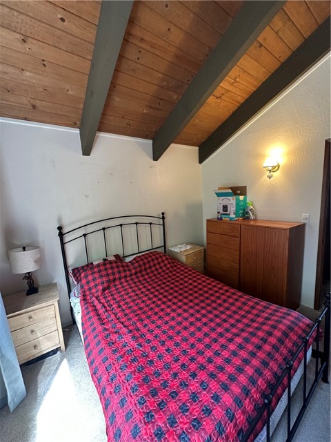 1286 Aleutian Drive, Lake Arrowhead CA: https://media.crmls.org/medias/6532e03e-0610-4e5a-b247-3649d8a99d05.jpg