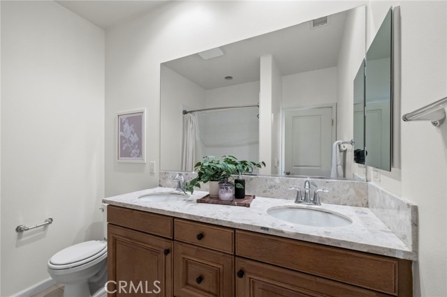Detail Gallery Image 26 of 35 For 922 E Baseline Rd, Claremont,  CA 91711 - 3 Beds | 2/1 Baths