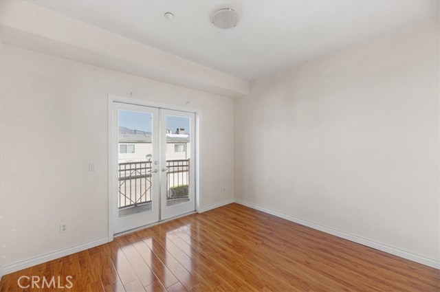 Detail Gallery Image 10 of 21 For 1927 Strathmore #G,  San Gabriel,  CA 91776 - 3 Beds | 3 Baths