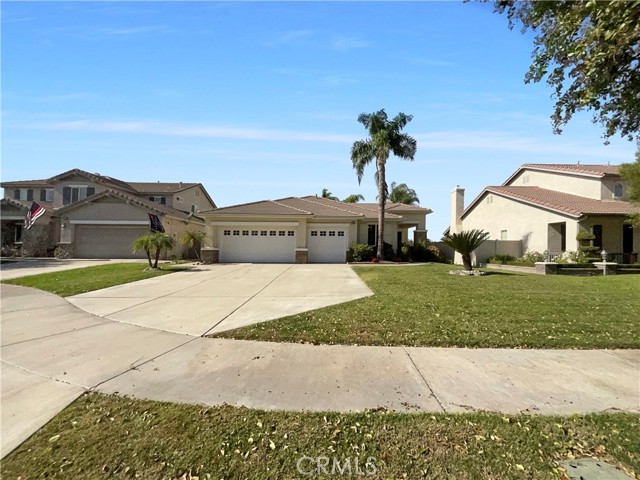 Detail Gallery Image 1 of 25 For 1435 Red Bird Ct, Redlands,  CA 92374 - 3 Beds | 3 Baths