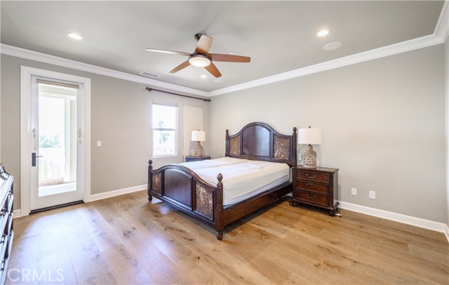 62 Heirloom, Irvine CA: https://media.crmls.org/medias/6535cfc5-4805-4c89-9e38-67d19703f27a.jpg