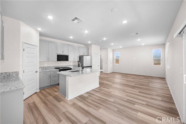 28577 Via Roble, Temecula CA: https://media.crmls.org/medias/653673d2-8952-49fa-896a-8b93f83bb0f6.jpg