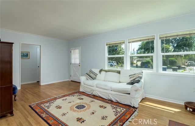 513 South Mariposa Street photo 7