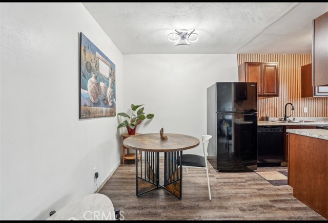 Detail Gallery Image 3 of 11 For 1629 Franklin St #4,  Santa Monica,  CA 90404 - 1 Beds | 1 Baths