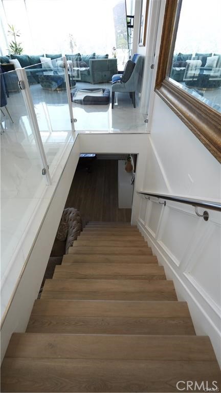 1537 Wildwood Drive, Eagle Rock CA: https://media.crmls.org/medias/653710b3-2bb5-4a3e-bd90-48341f72faad.jpg
