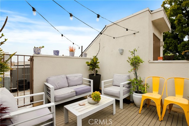 716 Maltman Avenue, Los Angeles CA: https://media.crmls.org/medias/6537527d-f205-450c-88e1-b5f822ff239d.jpg