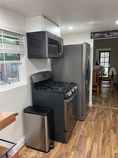 Detail Gallery Image 13 of 25 For 40172 Highland Rd., Big Bear Lake,  CA 92315 - 2 Beds | 1 Baths