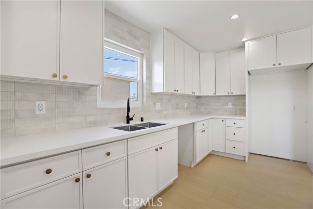 Detail Gallery Image 8 of 30 For 922 W School, Compton,  CA 90220 - 2 Beds | 1 Baths