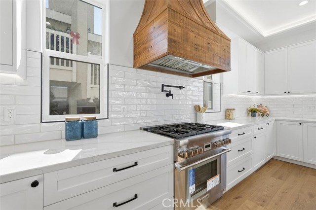 Detail Gallery Image 19 of 41 For 617 N Irena Ave a,  Redondo Beach,  CA 90277 - 4 Beds | 3/1 Baths