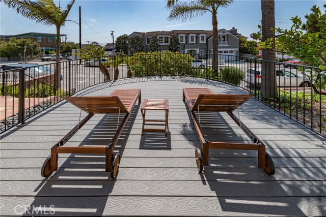 2116 Monterey Boulevard, Hermosa Beach, California 90254, 3 Bedrooms Bedrooms, ,3 BathroomsBathrooms,Residential,Sold,Monterey,SB17077141