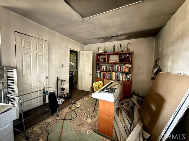 Detail Gallery Image 25 of 33 For 25330 Vancouver Ave, Adelanto,  CA 92301 - 4 Beds | 3 Baths