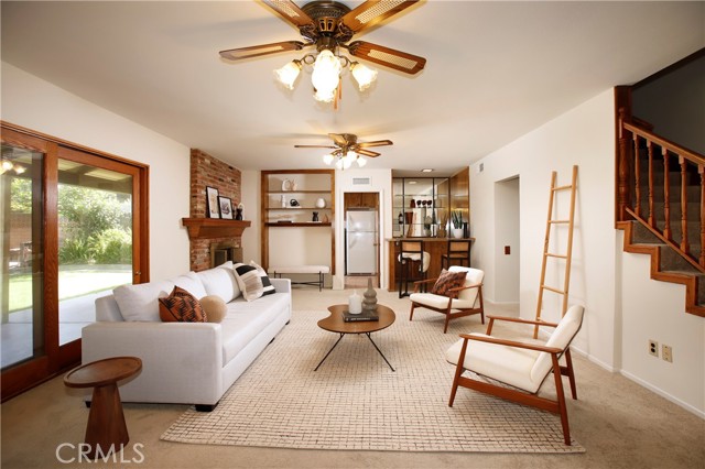 3950 Hamilton Lane, La Crescenta CA: https://media.crmls.org/medias/653a1978-044c-4c5c-8e9f-93325ebb1c8b.jpg