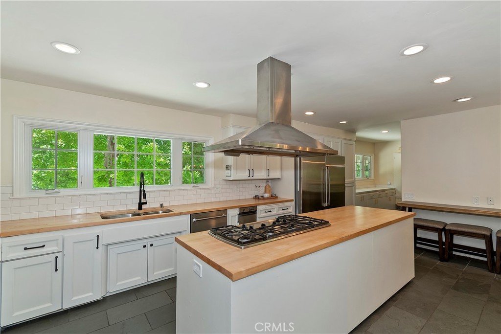 MLS #IG25184788 image #17