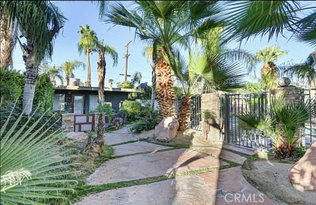 Image 12 of 18 For 920 Chuckwalla Road
