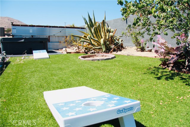 7112 Mecca Road, Joshua Tree CA: https://media.crmls.org/medias/653b881c-32dd-4c20-8402-7803a627ec12.jpg