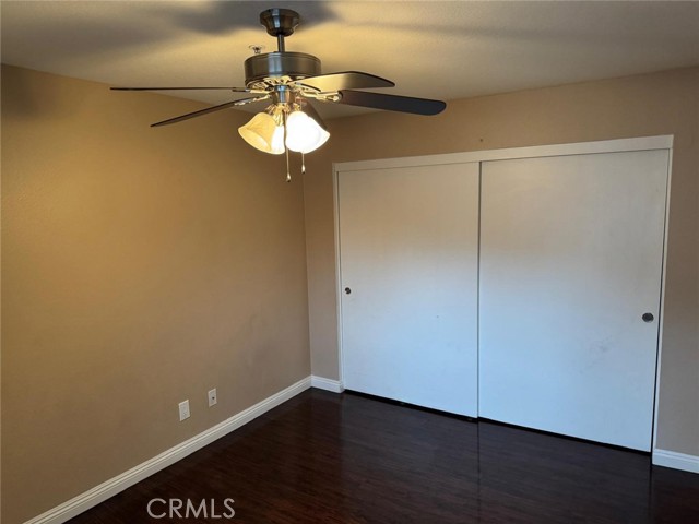 13054 Sycamore Village Dr., Norwalk CA: https://media.crmls.org/medias/653bfca9-0415-4248-9e4d-3dbf72a25b8f.jpg