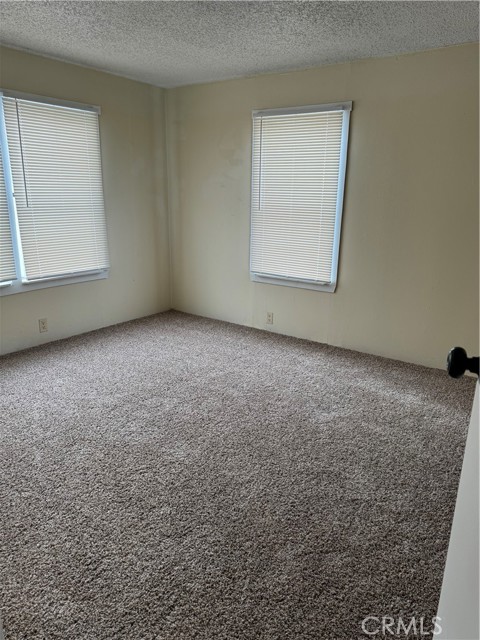 Detail Gallery Image 8 of 13 For 216 Eastern Ave, Taft,  CA 93268 - 3 Beds | 2 Baths