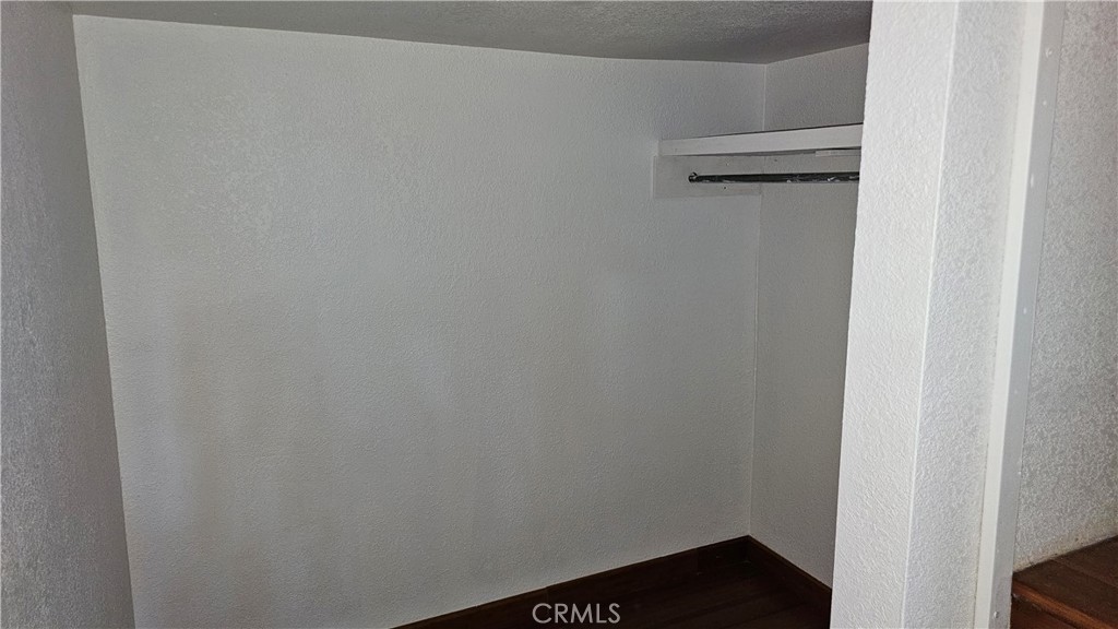 https://media.crmls.org/medias/653c8294-c2d2-47f7-a224-2860cf113225.jpg?preset=X-Large