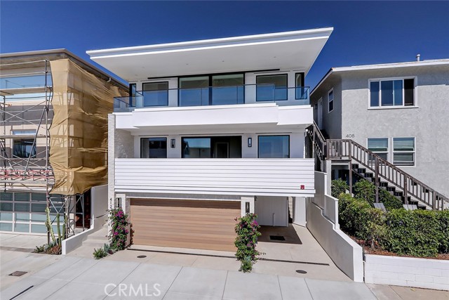 412 Manhattan Ave, Manhattan Beach, California 90266, 4 Bedrooms Bedrooms, ,1 BathroomBathrooms,Residential,Sold,Manhattan Ave,SB23153390