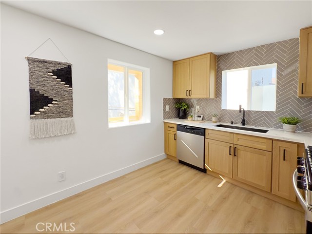 Detail Gallery Image 33 of 57 For 2208 W Olympic, Montebello,  CA 90640 - 3 Beds | 1/1 Baths