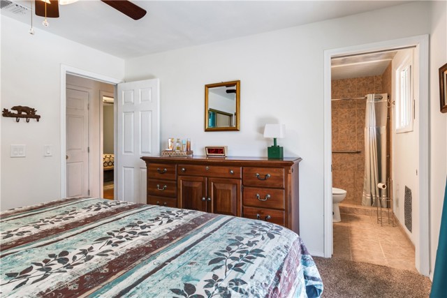 Detail Gallery Image 14 of 33 For 6031 Tripp Ln, Angelus Oaks,  CA 92305 - 4 Beds | 3/1 Baths