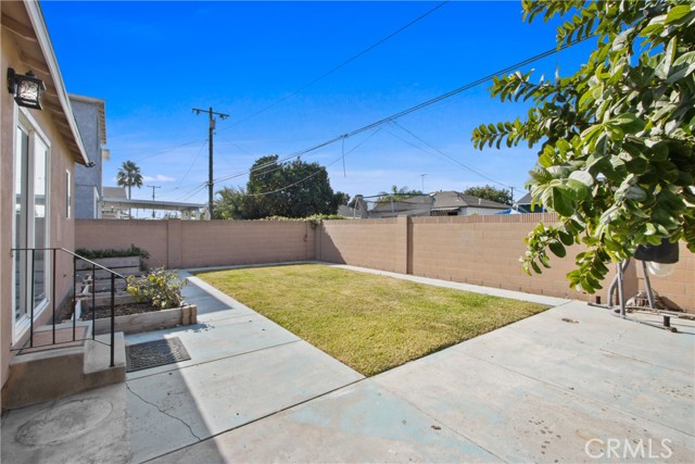 Detail Gallery Image 21 of 21 For 5719 Blackthorne Ave, Lakewood,  CA 90712 - 3 Beds | 2 Baths