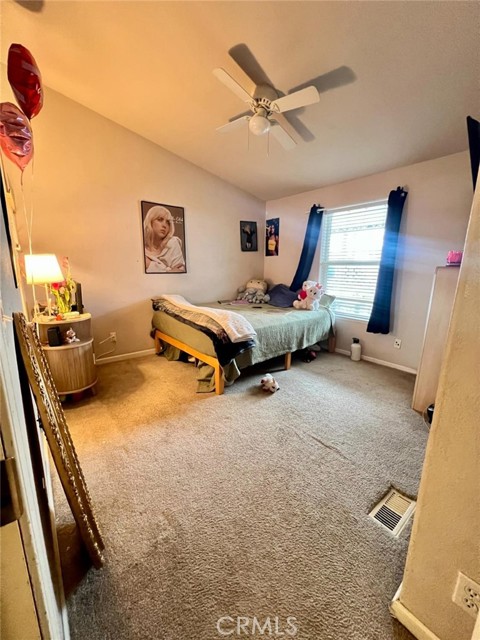 Detail Gallery Image 10 of 11 For 3138 W Dakota Ave #194,  Fresno,  CA 93722 - 3 Beds | 2 Baths