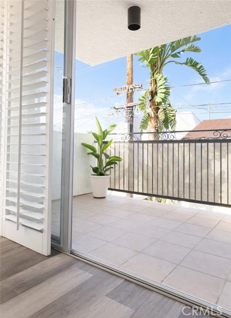 Detail Gallery Image 5 of 22 For 6151 Orange #215,  Los Angeles,  CA 90048 - 1 Beds | 1 Baths