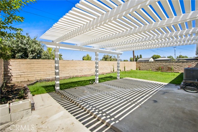 18543 Adivino Street, Rowland Heights CA: https://media.crmls.org/medias/653f9834-b5c4-42d6-b4b0-fb76ac636cd0.jpg