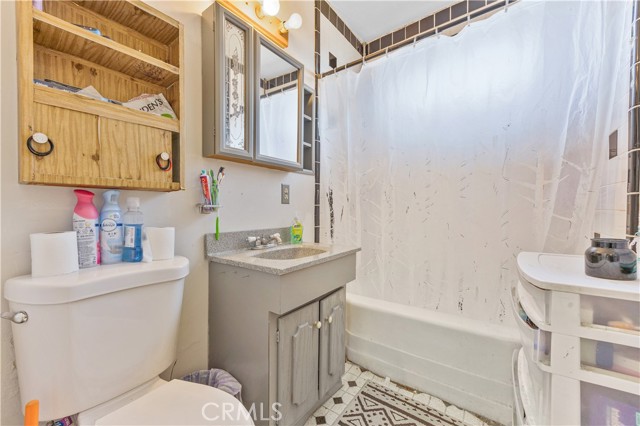 Detail Gallery Image 7 of 12 For 4811 La Rica Ave, Baldwin Park,  CA 91706 - 2 Beds | 1 Baths