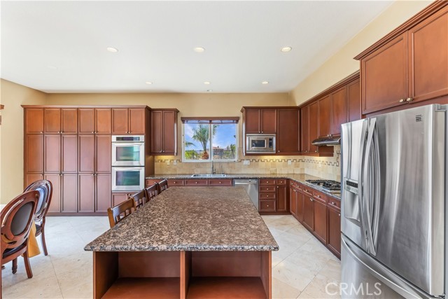 Image 13 of 56 For 15487 Skyridge Drive