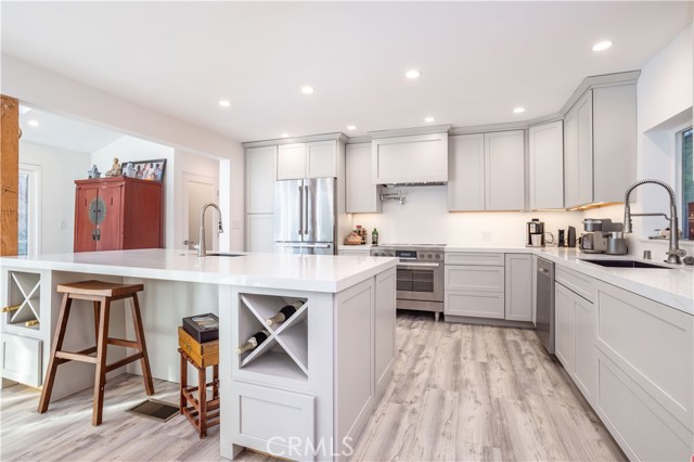 Detail Gallery Image 9 of 45 For 330 S Topanga Canyon Blvd., Topanga,  CA 90290 - 1 Beds | 1 Baths