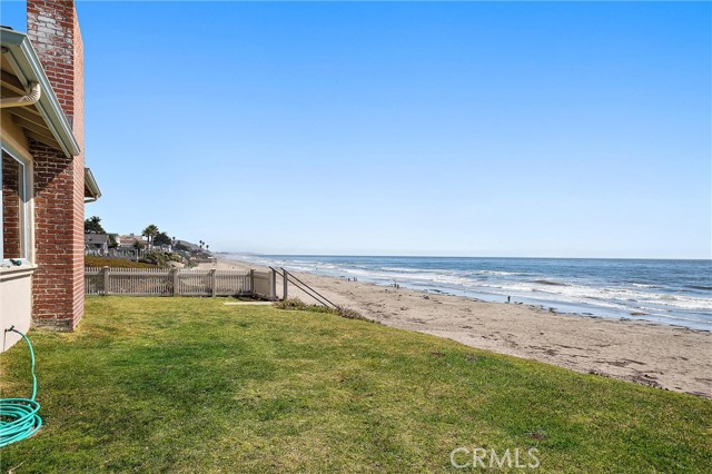 2670 Studio Drive, Cayucos CA: https://media.crmls.org/medias/654428f4-77b7-436c-b24a-b711dfcf31eb.jpg