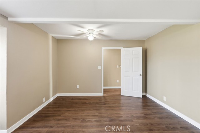 Detail Gallery Image 17 of 31 For 2010 N Corlett, Los Angeles,  CA 90059 - 3 Beds | 2 Baths