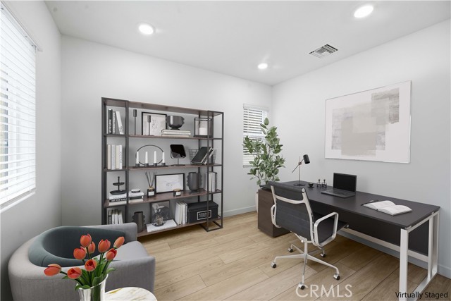 Detail Gallery Image 5 of 53 For 9365 via Azul, Pico Rivera,  CA 90660 - 3 Beds | 3 Baths