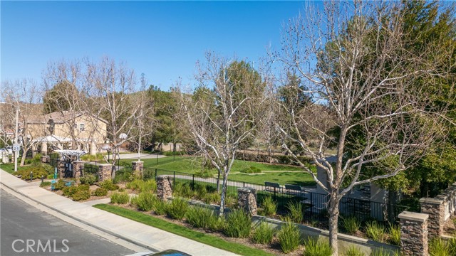 Detail Gallery Image 37 of 43 For 28692 Placerview, Saugus,  CA 91390 - 4 Beds | 3 Baths