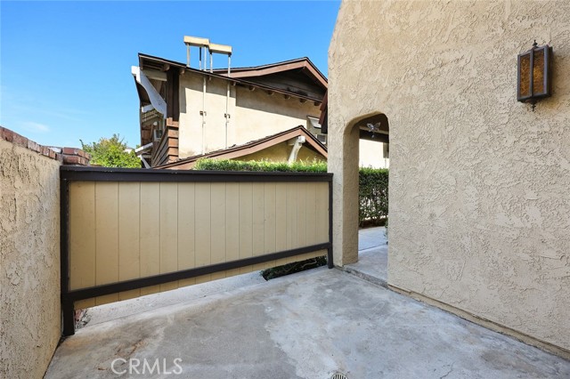 Detail Gallery Image 4 of 35 For 204 E Bay State St a,  Alhambra,  CA 91801 - 3 Beds | 3 Baths