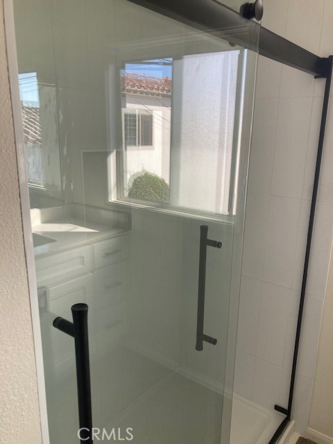 Bathroom walk in shower