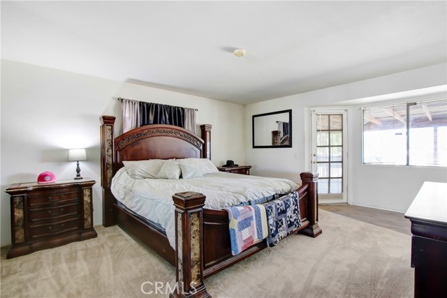 21703 Corso Alto Avenue, Nuevo CA: https://media.crmls.org/medias/6546ea55-6e02-4f77-9d47-fc435536dff2.jpg