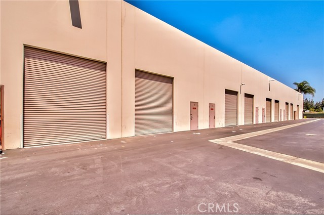 13641 Central Avenue, Chino, California 91710, ,Commercial Lease,For Rent,13641 Central Avenue,CRIV25134593