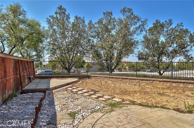 27477 Hazelhurst Street, Murrieta CA: https://media.crmls.org/medias/6547af3c-452b-4ddb-9968-d5057b6860b0.jpg