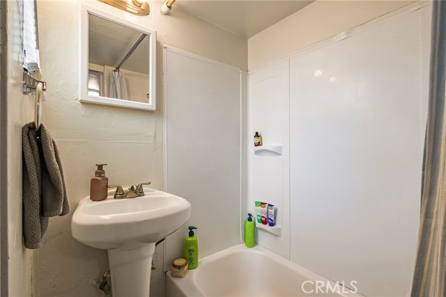 Detail Gallery Image 21 of 28 For 1111 2nd St, Corning,  CA 96021 - 2 Beds | 1 Baths