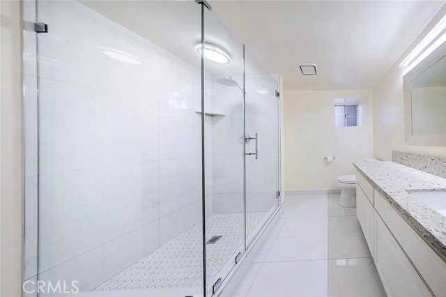 Detail Gallery Image 38 of 52 For 2255 E Chevy Chase Dr, Glendale,  CA 91206 - 4 Beds | 3 Baths