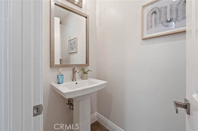 Image 43 of 70 For 21405 Vista Drive