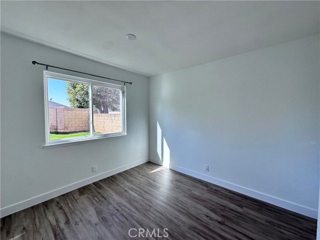 Detail Gallery Image 11 of 26 For 227 N Finch St, Anaheim,  CA 92807 - 4 Beds | 2 Baths