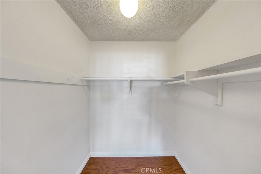 https://media.crmls.org/medias/65497c02-12ff-477f-894a-30be54868e46.jpg?preset=X-Large