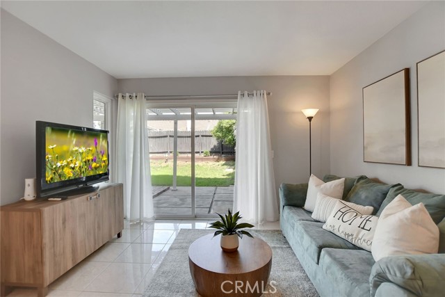 Detail Gallery Image 15 of 38 For 1161 Oakengate Dr, San Dimas,  CA 91773 - 4 Beds | 2/1 Baths