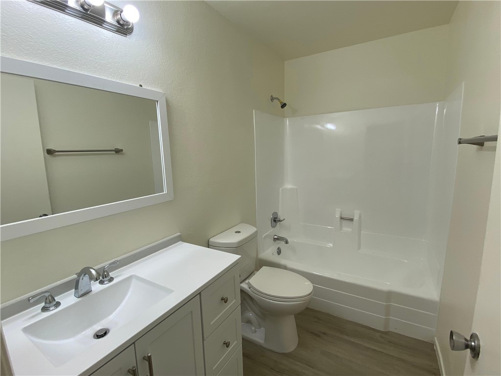 Detail Gallery Image 10 of 27 For 4411 1/2 Merced Ave #18,  Baldwin Park,  CA 91706 - 2 Beds | 2 Baths