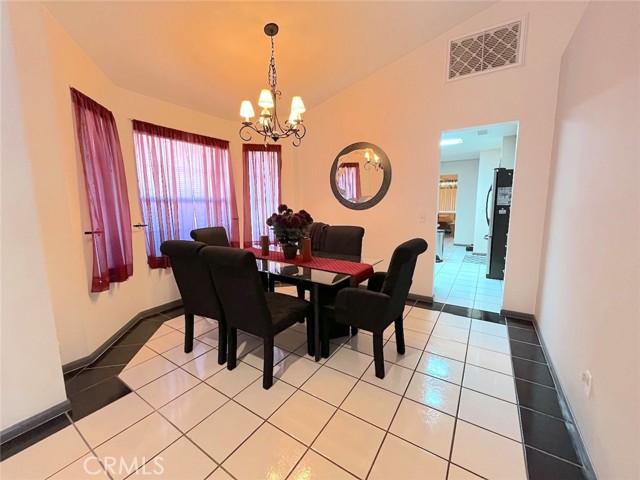 Detail Gallery Image 11 of 35 For 28347 Palm Villa Dr, Menifee,  CA 92584 - 3 Beds | 2 Baths